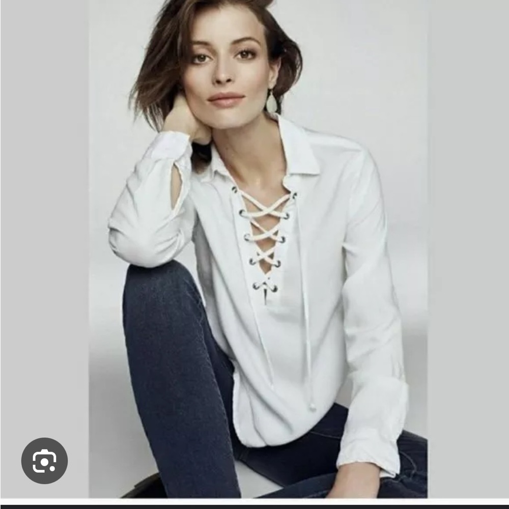 Cloth & Stone Anthropologie Lace up Blouse